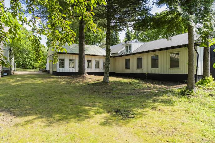 9 rum villa på Furulundsvägen 32A Skene, Marks kommun - bild 4