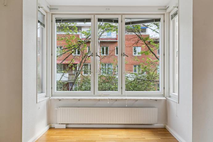 2 rum lägenhet på Fallvindsgatan 5 Skarpnäck, Stockholms kommun - bild 3