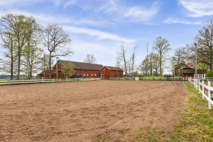 122 m² Gård utan jordbruk på Baljered Sörgården 1 Vara kommun - bild 6