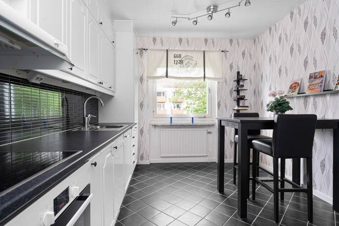 2 rum lägenhet på Hallänningsgatan 19B Rävåsen, Karlskoga kommun - bild 4