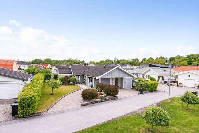 5 rum villa på Kantarellgatan 33 Brånnestad, Norrköpings kommun - bild 1