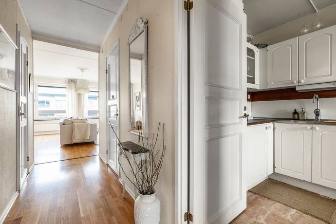 3 rum Lägenhet på Artillerigatan 70B, 6/6 tr Gärdet Stockholms kommun - bild 6