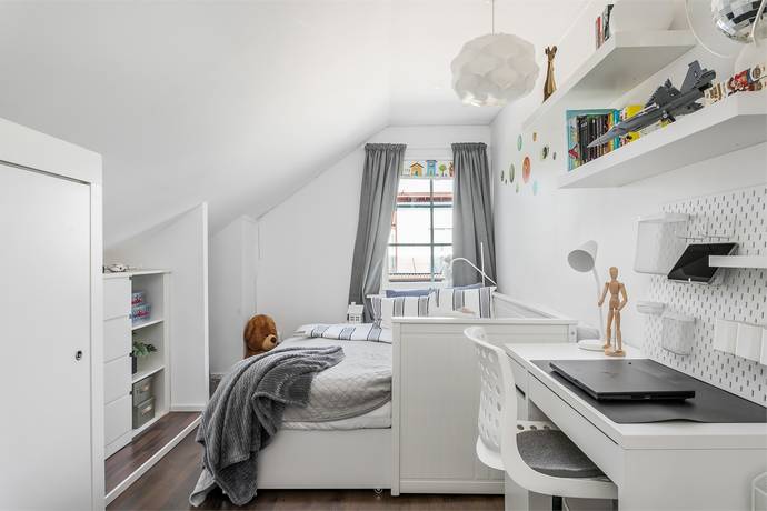 8 rum Villa på Gallringsvägen 18 Bro - Rosenängarna Upplands-Bro kommun - bild 28