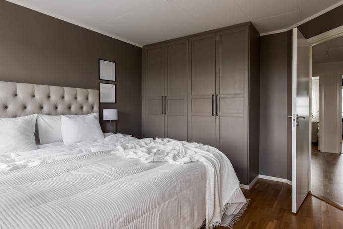 5 rum Kedjehus på Viktor Dahléns väg 124 Mosås Örebro kommun - bild 20