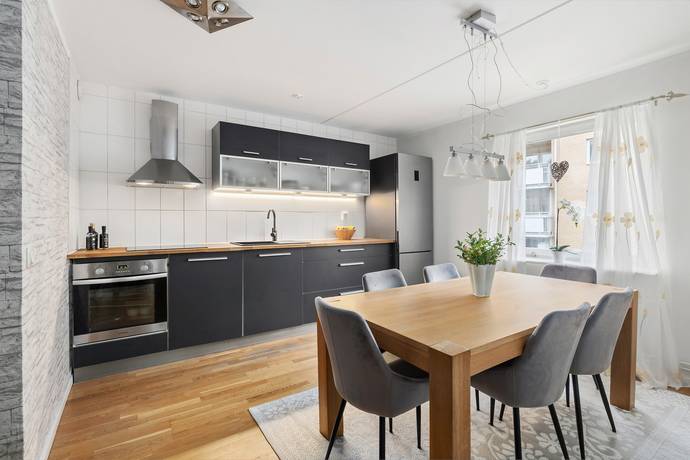 Mangårdsvägen 23, Huddinge, Huddinge kommun