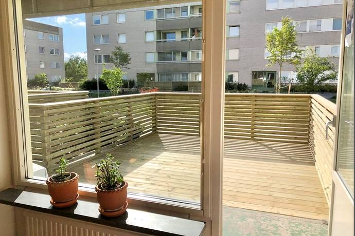 2 rum lägenhet på Lötsjövägen 75 Hallonbergen, Sundbybergs kommun - bild 1