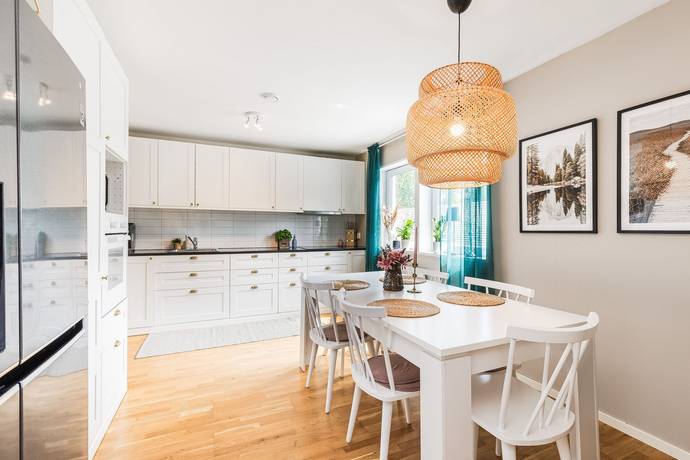 5 rum Villa på Rosendalsvägen 28 Stallarholmen Strängnäs kommun - bild 8