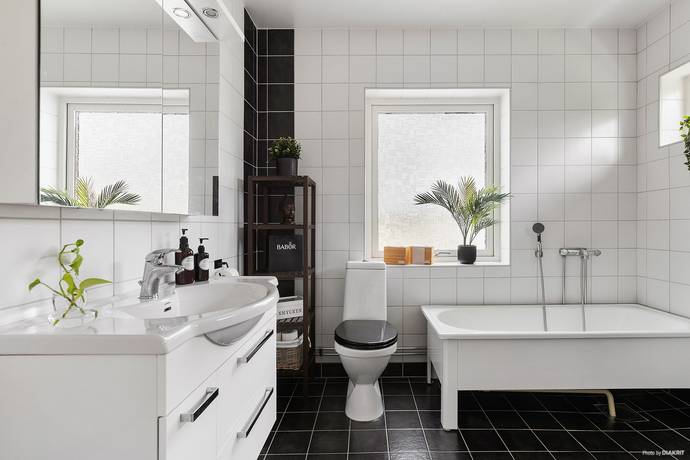 9 rum Villa på Evavägen 20 Hjälmarbaden Örebro kommun - bild 32