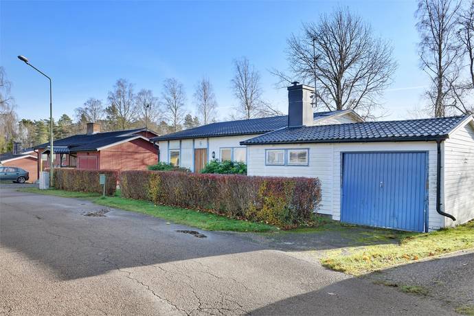 Bollvägen 6 i Åsensbruk, Melleruds kommun - villa till salu - Hemnet