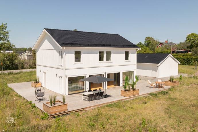 6 rum villa på Ölstavägen 64 Färentuna, Ekerö kommun - bild 1