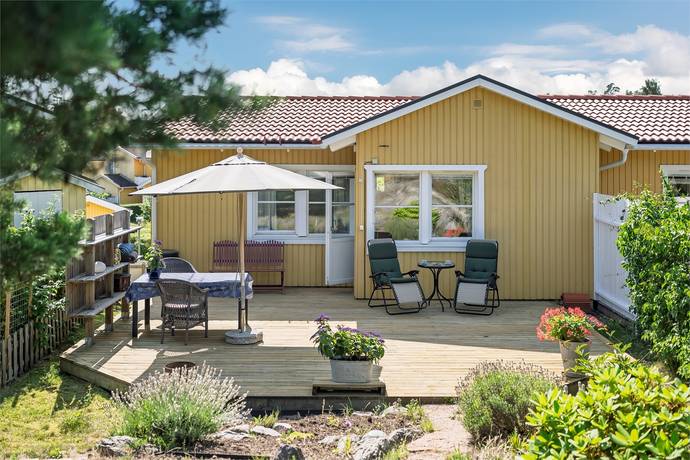 5 rum radhus på Lejdarvägen 15 Nynäshamn, Nynäshamns kommun - bild 1
