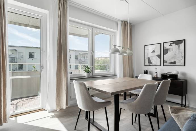 3 rum lägenhet på Källvretsslingan 17A Sköndal, Stockholms kommun - bild 2