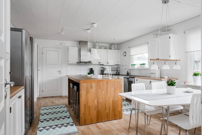 5 rum Villa på Smultronstigen 44 Norra Skogen Karlsborgs kommun - bild 10