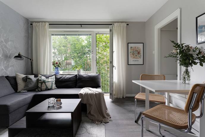 1 rum lägenhet på Svartågatan 61 Bagarmossen, Stockholms kommun - bild 1