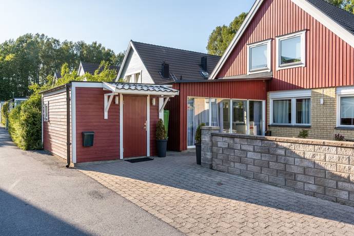 6 rum villa på Gamla vägen 17 Adolfsberg, Örebro kommun - bild 3