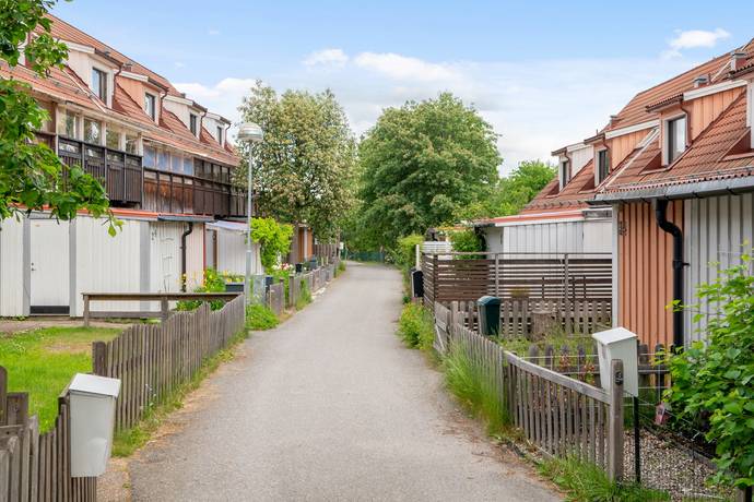 5 rum Radhus på Duettvägen 34 Östra Skogås Huddinge kommun - bild 16