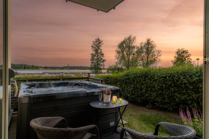 Brandholmen, Nyköpings kommun