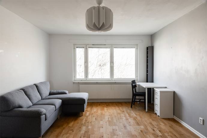 1 rum lägenhet på FLISAVÄGEN 38 Bjurhovda, Västerås kommun - bild 3