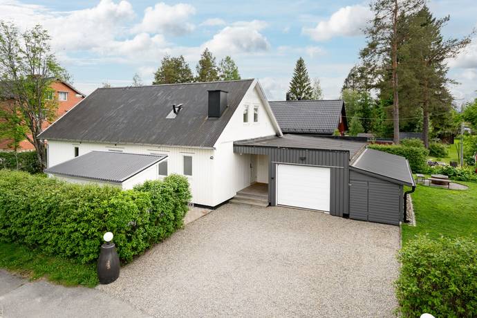 7 rum villa på Stapelvägen 40 Ursviken, Skellefteå kommun - bild 1