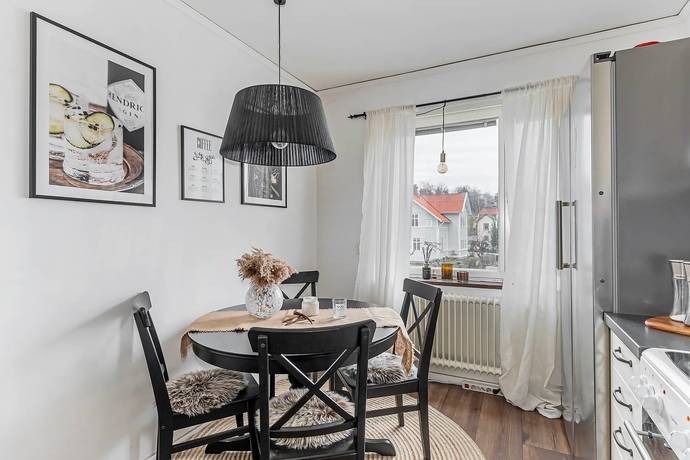 3 rum lägenhet på von Kraemers väg 13 B Nybble/Villastan, Flens kommun - bild 3