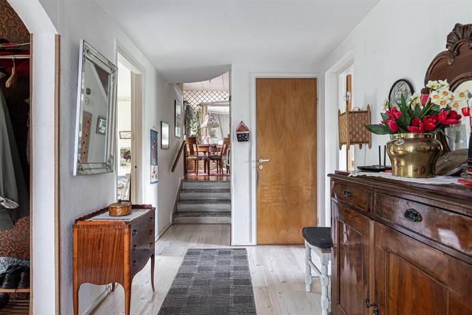 7 rum villa på Rösvägen 9 Kolbäck, Hallstahammars kommun - bild 2