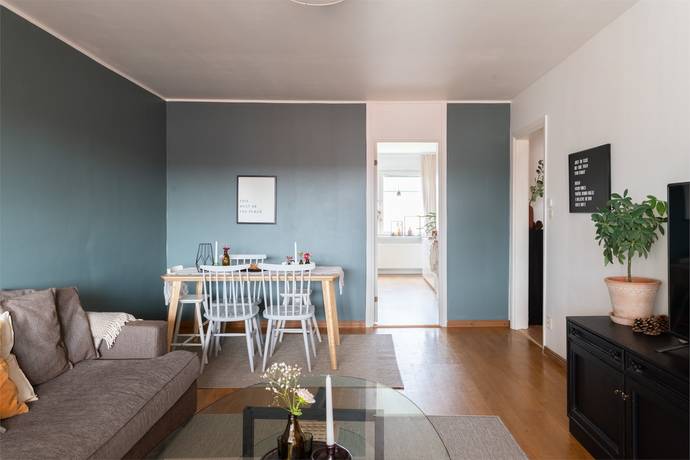 5 rum lägenhet på FLISAVÄGEN 35 Bjurhovda, Västerås kommun - bild 1