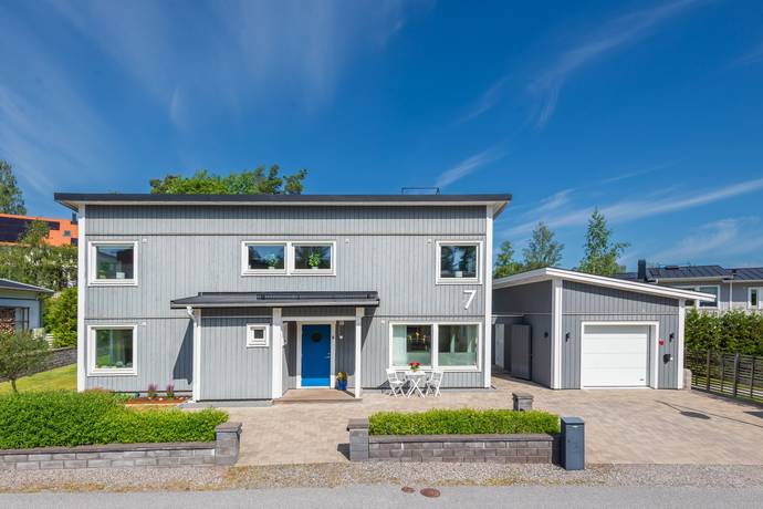 5 rum villa på Tjärdalsvägen 7 Björkhaga, Österåkers kommun - bild 1