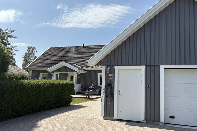 7 rum villa på Syrenvägen 8 Rosenängarna, Upplands-Bro kommun - bild 3