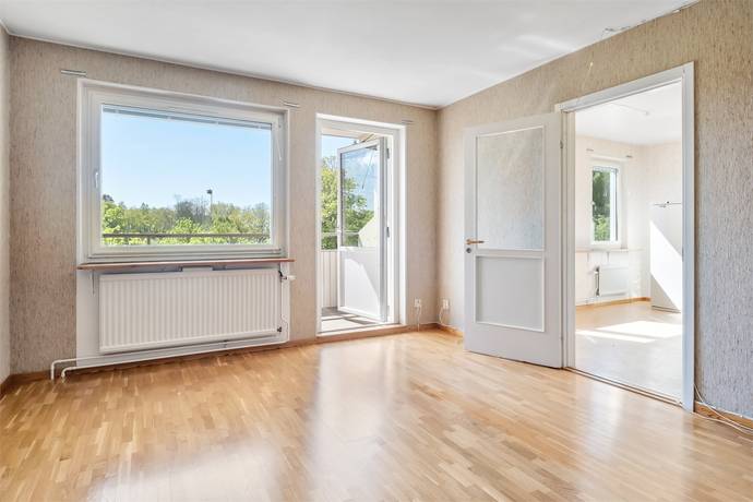 5 rum lägenhet på Lammholmsbacken 173 Vårby, Huddinge kommun - bild 1