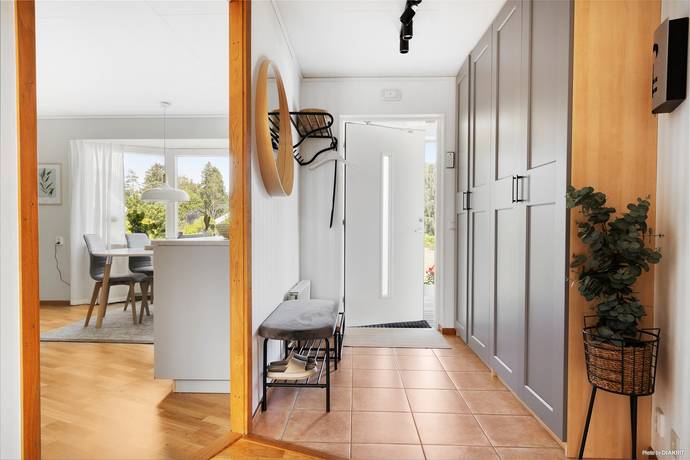 5 rum villa på Renströmsvägen 2 Björndalen, Trollhättans kommun - bild 2