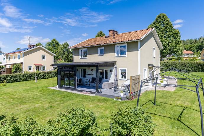 4 rum villa på Högstensgatan 54 Morgårdshammar, Smedjebackens kommun - bild 1