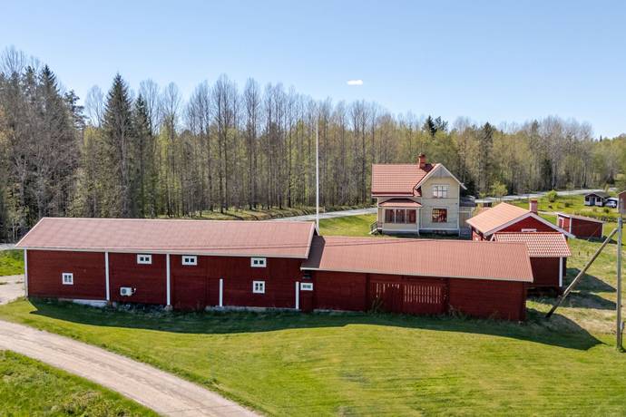gård utan jordbruk på Dalbyn Furudalsvägen 682 Furudal, Rättviks kommun - bild 2