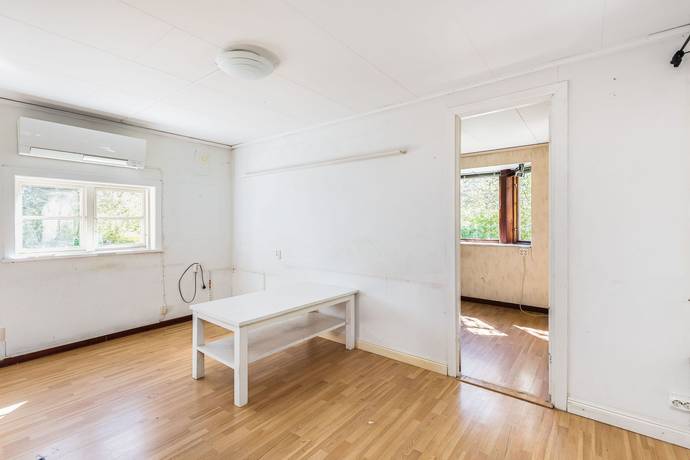 4 rum Vinterbonat fritidshus på Enuddsvägen 3 Husby Stallarholmen Strängnäs kommun - bild 17