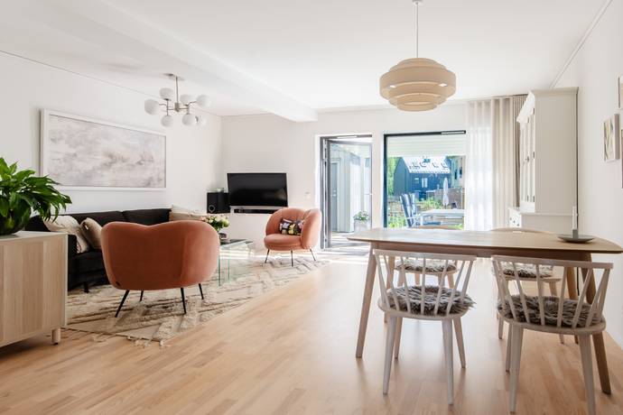 5 rum radhus på Åkerhielms väg 64 Margretelund, Österåkers kommun - bild 3