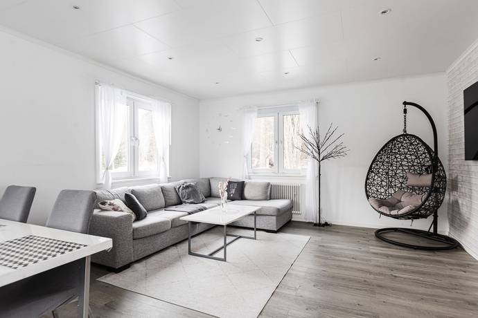 4 rum villa på Scherlingsväg 7 Forserum, Nässjö kommun - bild 2