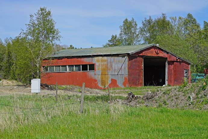 Gård/skog på Övre Hammarby Haninge kommun - bild 6