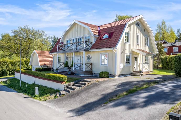 9 rum villa på Videvägen 5 Strand, Tyresö kommun - bild 2