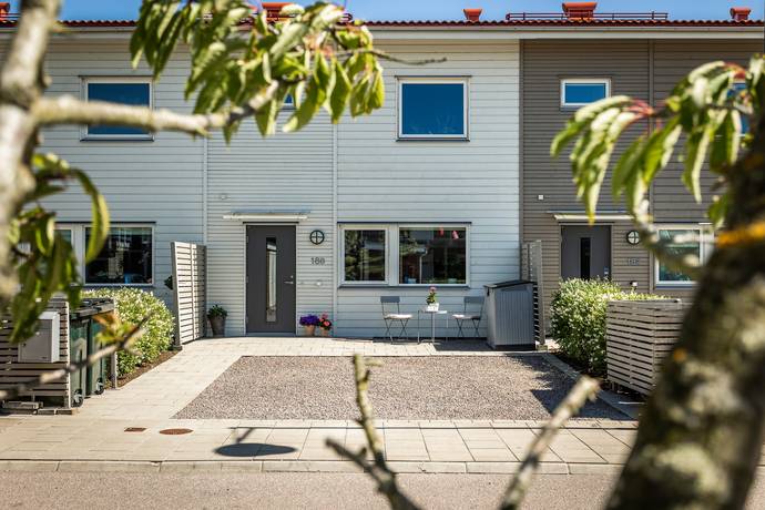 4 rum radhus på Liegatan 18B Mariastaden, Helsingborgs kommun - bild 1