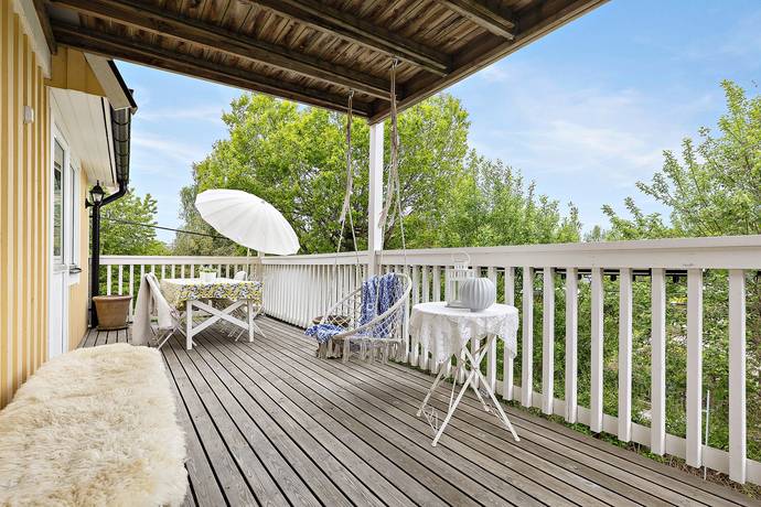 7 rum villa på Stenbocksvägen 10 Solgård, Huddinge kommun - bild 3