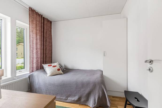 5 rum Radhus på Källarängsvägen 20D Stallarholmen Strängnäs kommun - bild 8