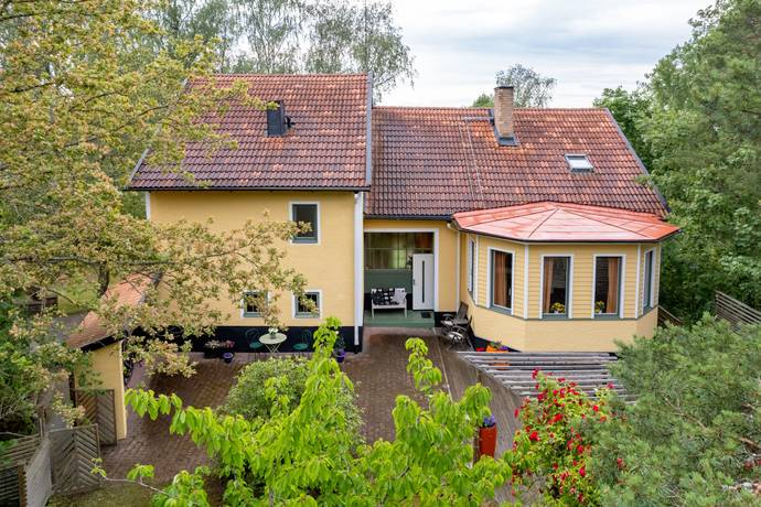 8 rum villa på Tallstigen 6 Danderyd, Danderyds kommun - bild 1