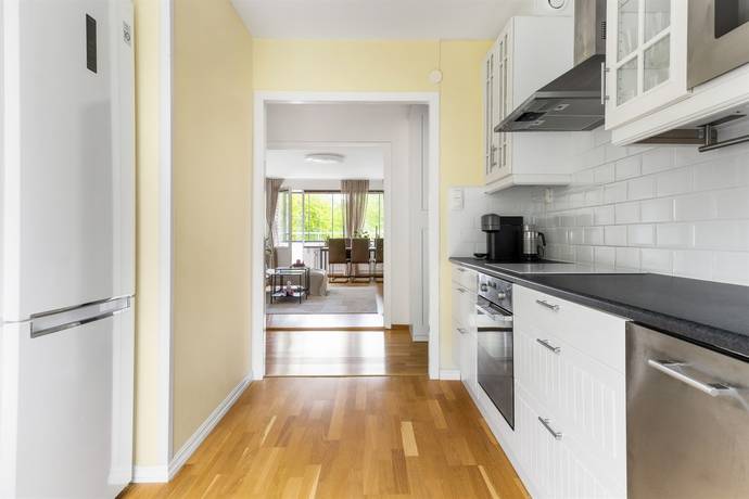4 rum Lägenhet på Krysshammarvägen 10 Huvudsta Solna kommun - bild 6
