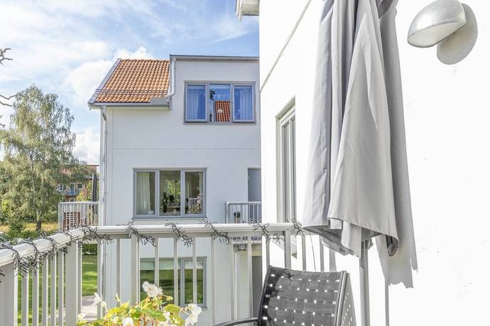 3 rum lägenhet på Kungsgårdsvägen 52C Skälby, Kalmar kommun - bild 2
