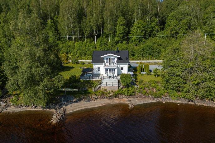 5 rum fritidshus på Södra Torrvarpen 125 Grythyttan, Hällefors kommun - bild 1