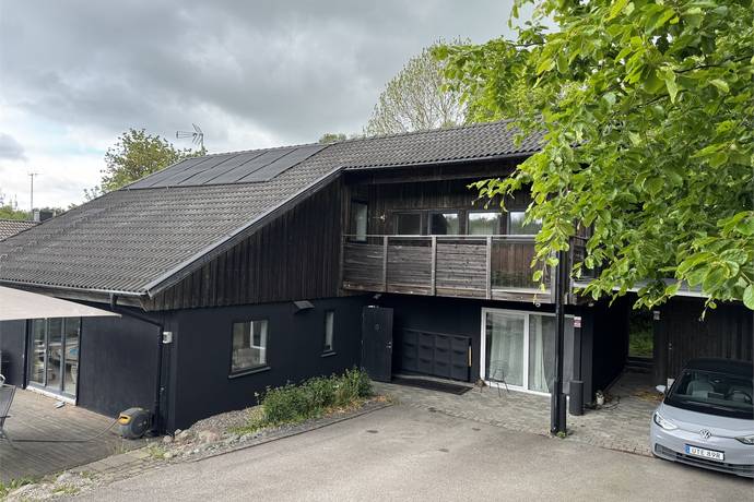 9 rum villa på Åketorpsgatan 60 Åketorp - Hisings Backa, Göteborgs kommun - bild 3