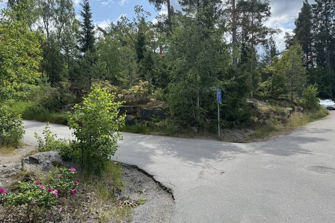 Tomt på Gamlebovägen 43 Salems kommun - bild 2