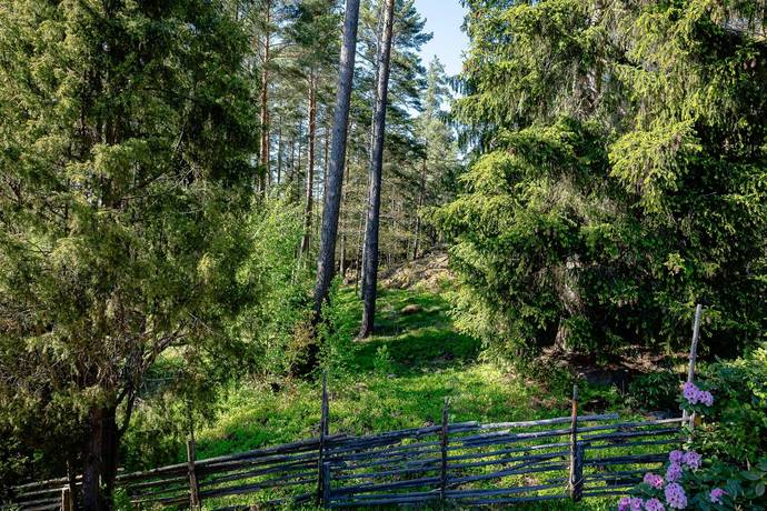 5 rum Vinterbonat fritidshus på Hyltingeö Jälund Stjärnhov Flens kommun - bild 34