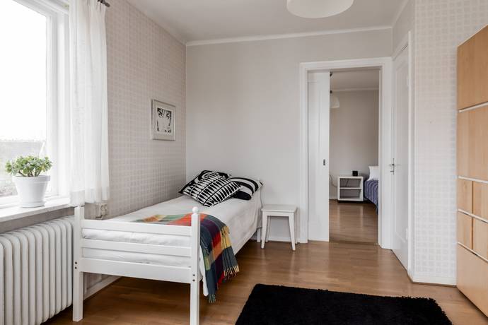 8 rum Villa på Kortévägen 5 Sörby Örebro kommun - bild 54