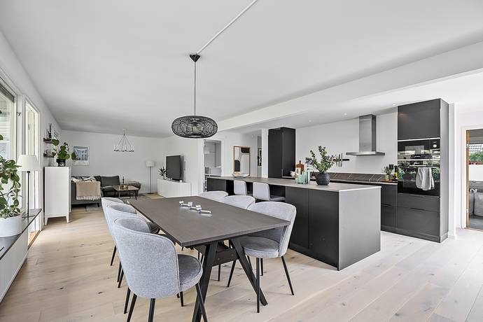 5 rum villa på Blåklockstigen 4 Genarp, Lunds kommun - bild 2