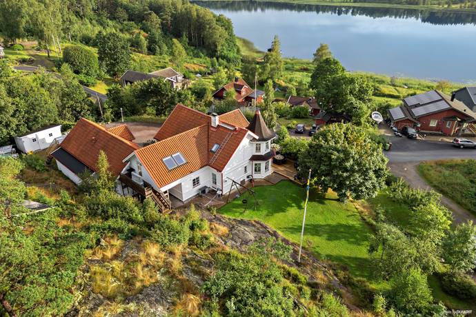 13 rum villa på Snörmakarens väg 37 Älvsåker, Kungsbacka kommun - bild 4